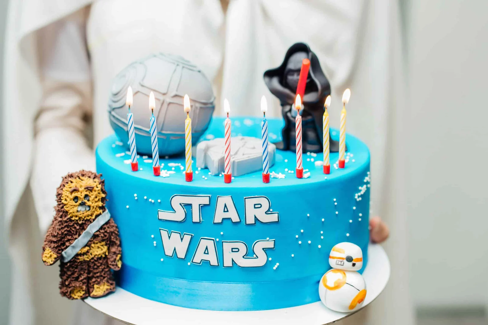 Тематический торт Star Wars для детского праздника
