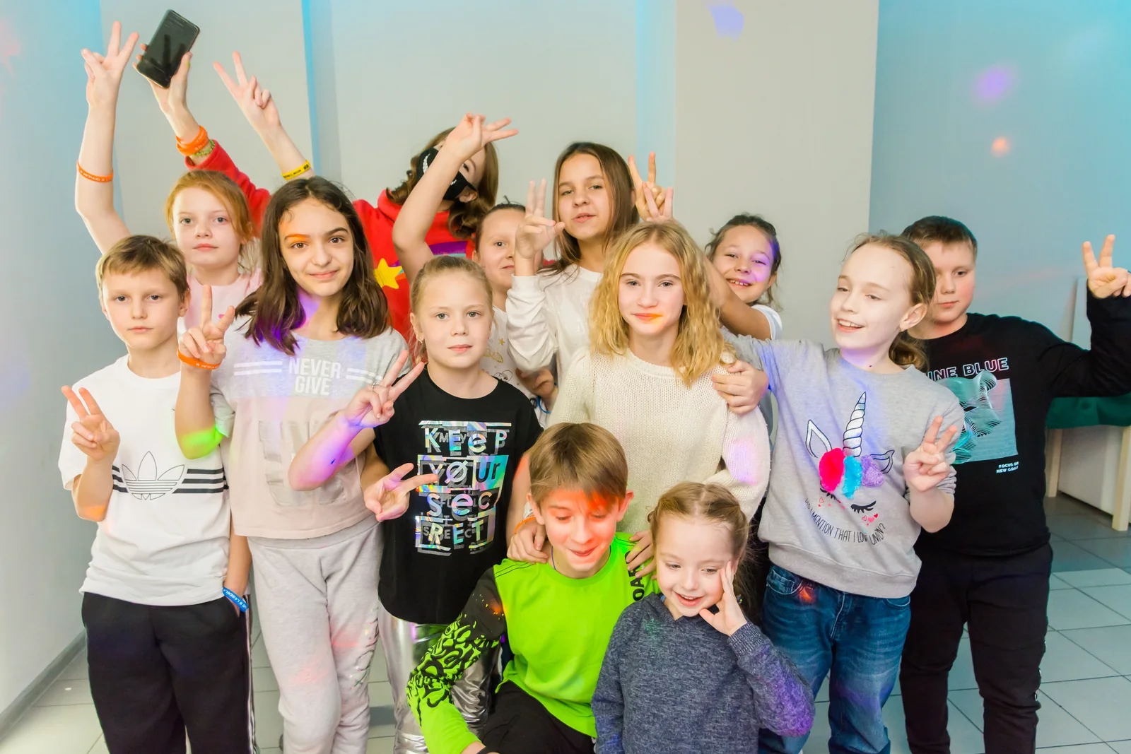 Общее фото гостей дня рождения в LaserLand