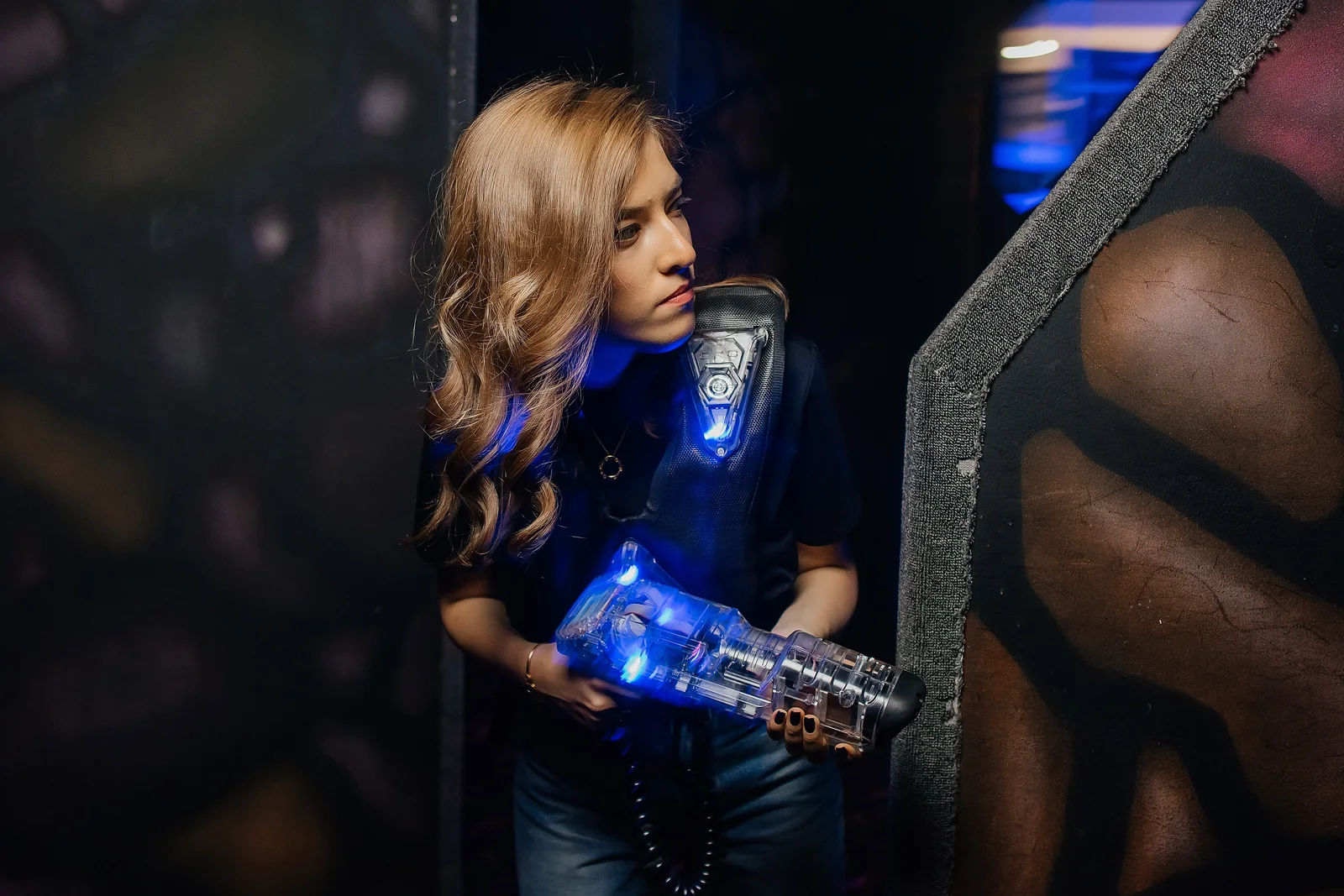 Активная игра вместо обычного застолья в LaserLand
